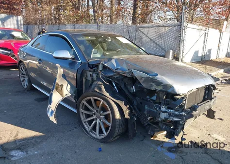 2013 Audi S5 3.0T Premium Plus from USA, damaged, VIN WAUGGAFR2DA016753